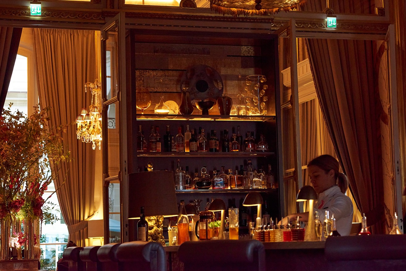 Le Crillon Bar, 2022. Digital Photo